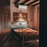 Elena 4*